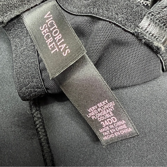 VICTORIA’S SECRET 34DD Very Sexy Faux Leather & Lace Lined Plunge Bra Like New! - Picture 8 of 11